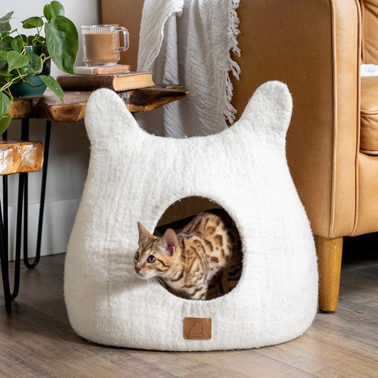 Whimsical Cat Ear Cave Wool Bed - Snow White