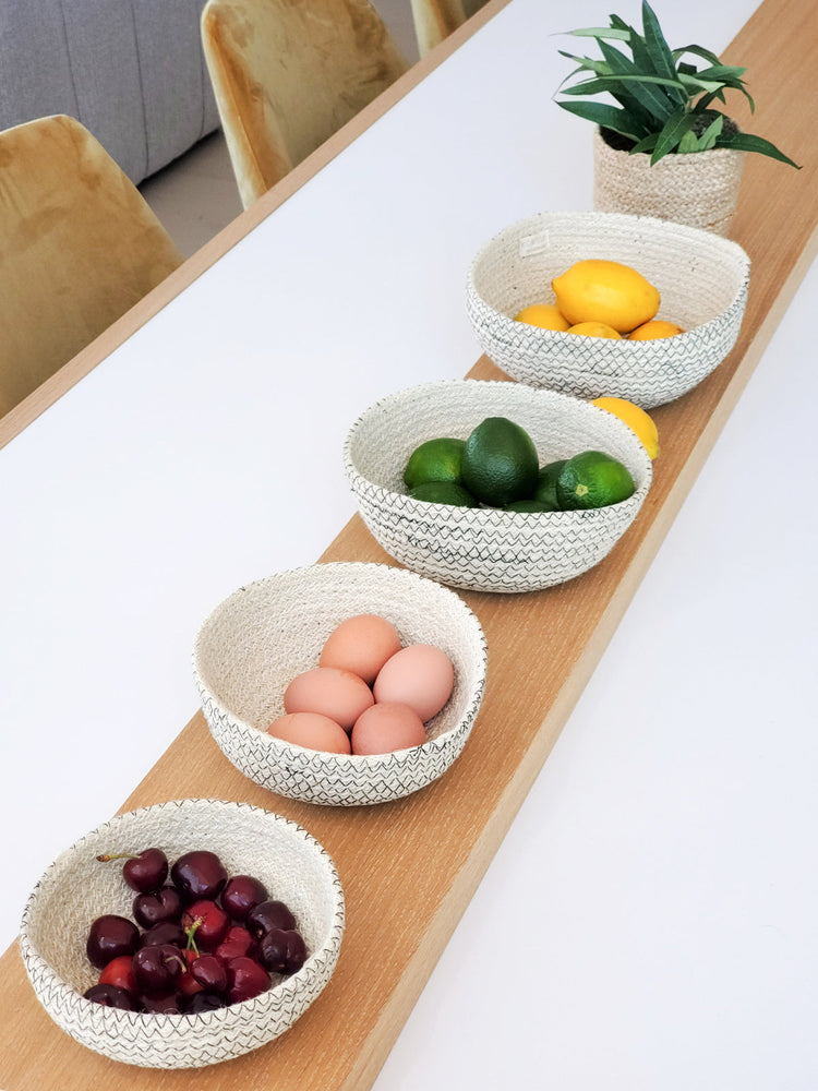 Amari Jute Round Bowl - Black Accents(Set of 4)