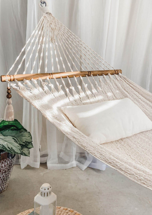 Woven White Hammock With Wood Spreaders | JULIANNA